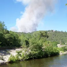 Feu entre Bordezac et Bességes