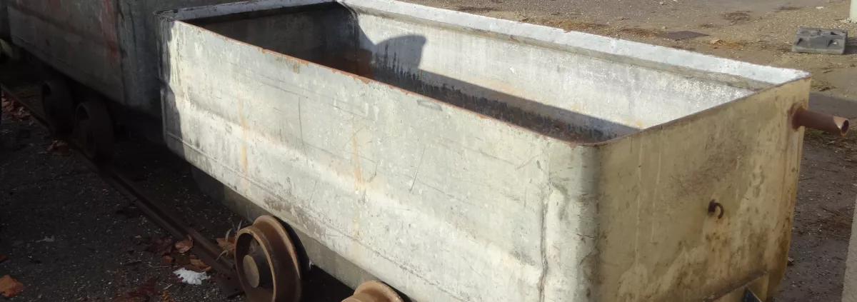 Wagonnets des mines de Bességes